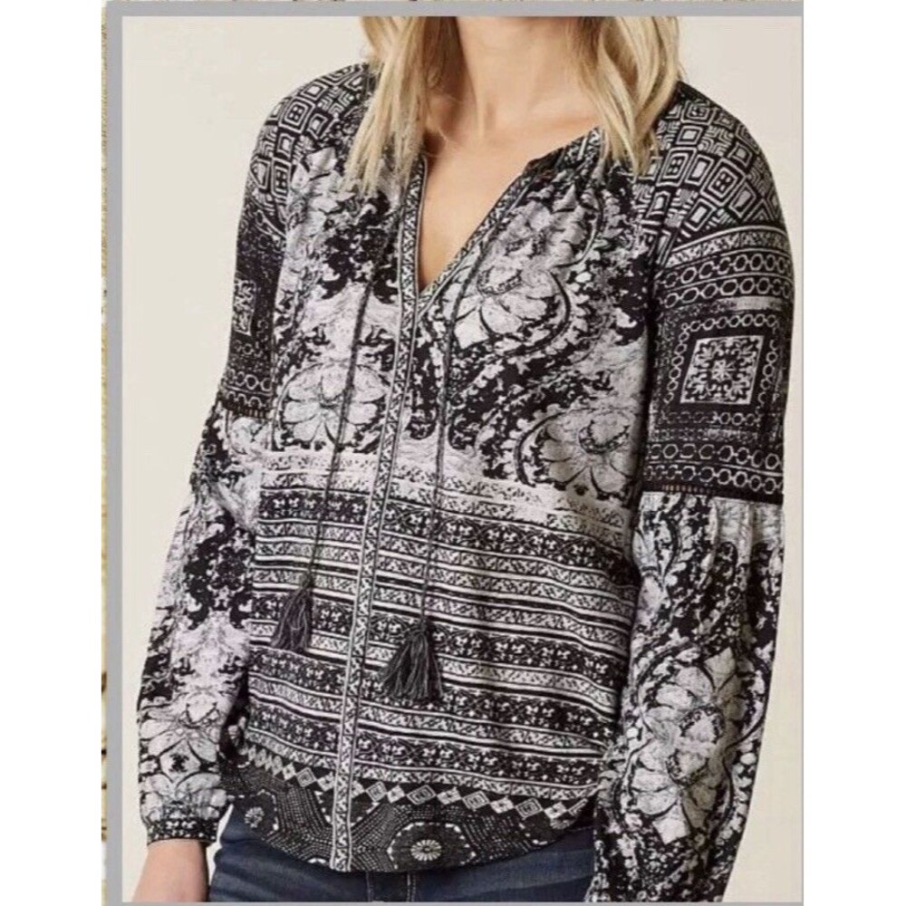 Lucky Brand Black & White Long Sleeve Pheasant Top Size XS